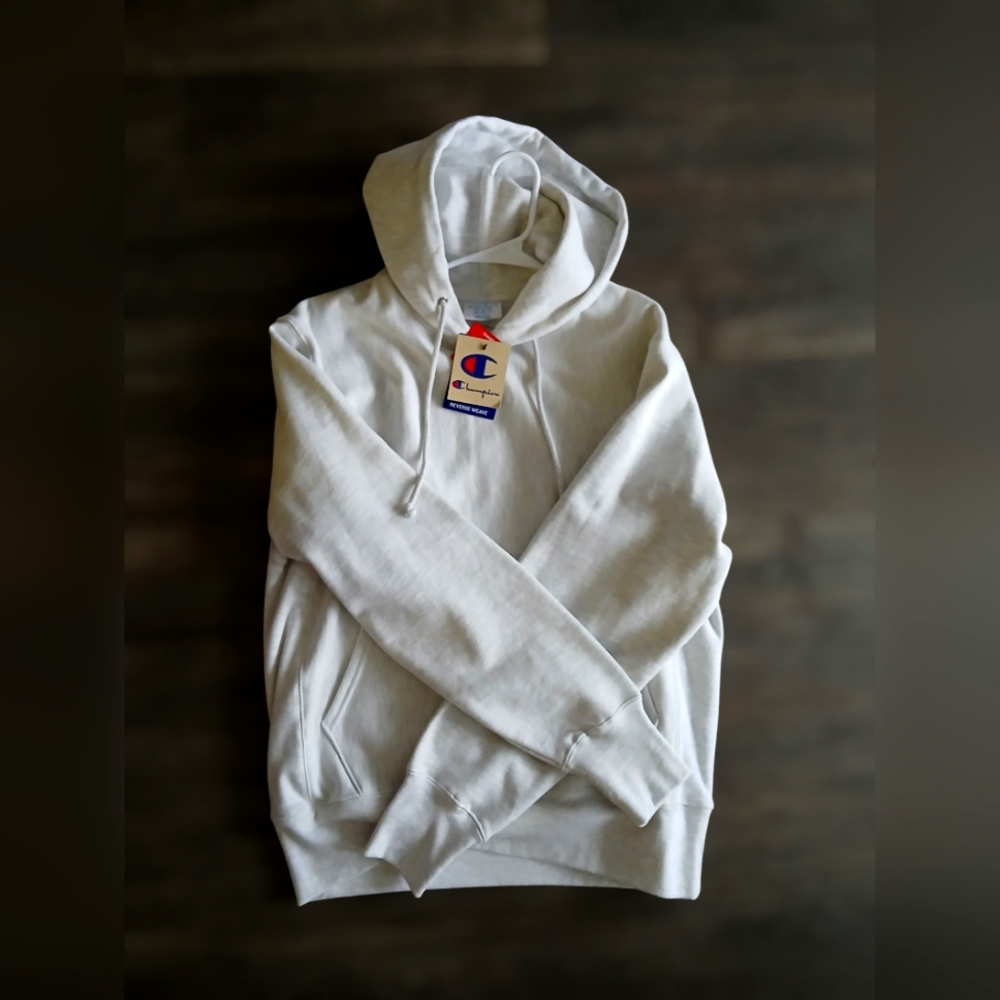 Champion Hoodie Size M